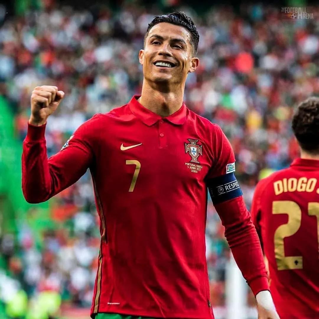 关于沙特阿拉伯队喜迎连胜,欧洲杯淘汰赛前景看好的信息 关于沙特阿拉伯队喜迎连胜,欧洲杯淘汰赛前景看好的信息