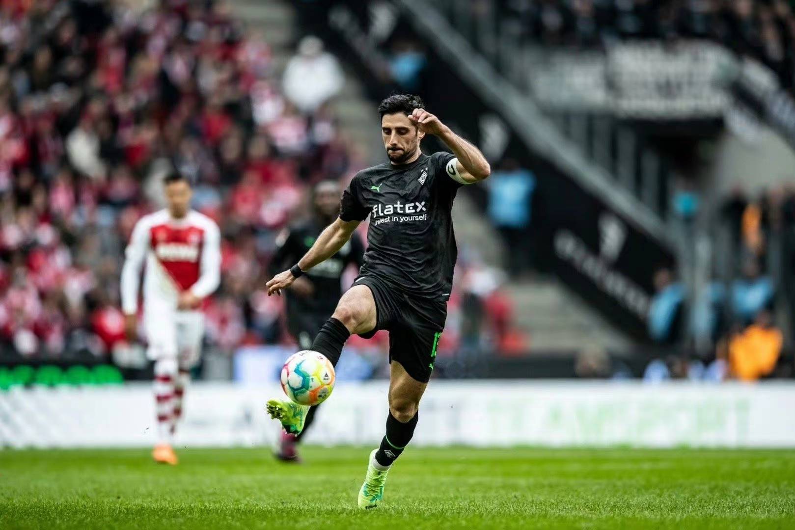 沃尔夫斯堡队在客场比赛中实现惊天逆转的简单介绍 沃尔夫斯堡队在客场比赛中实现惊天逆转的简单介绍