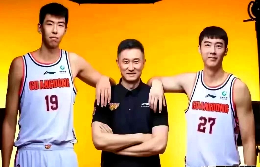 广东队主帅改善球员训练计划的简单介绍 广东队主帅改善球员训练计划的简单介绍