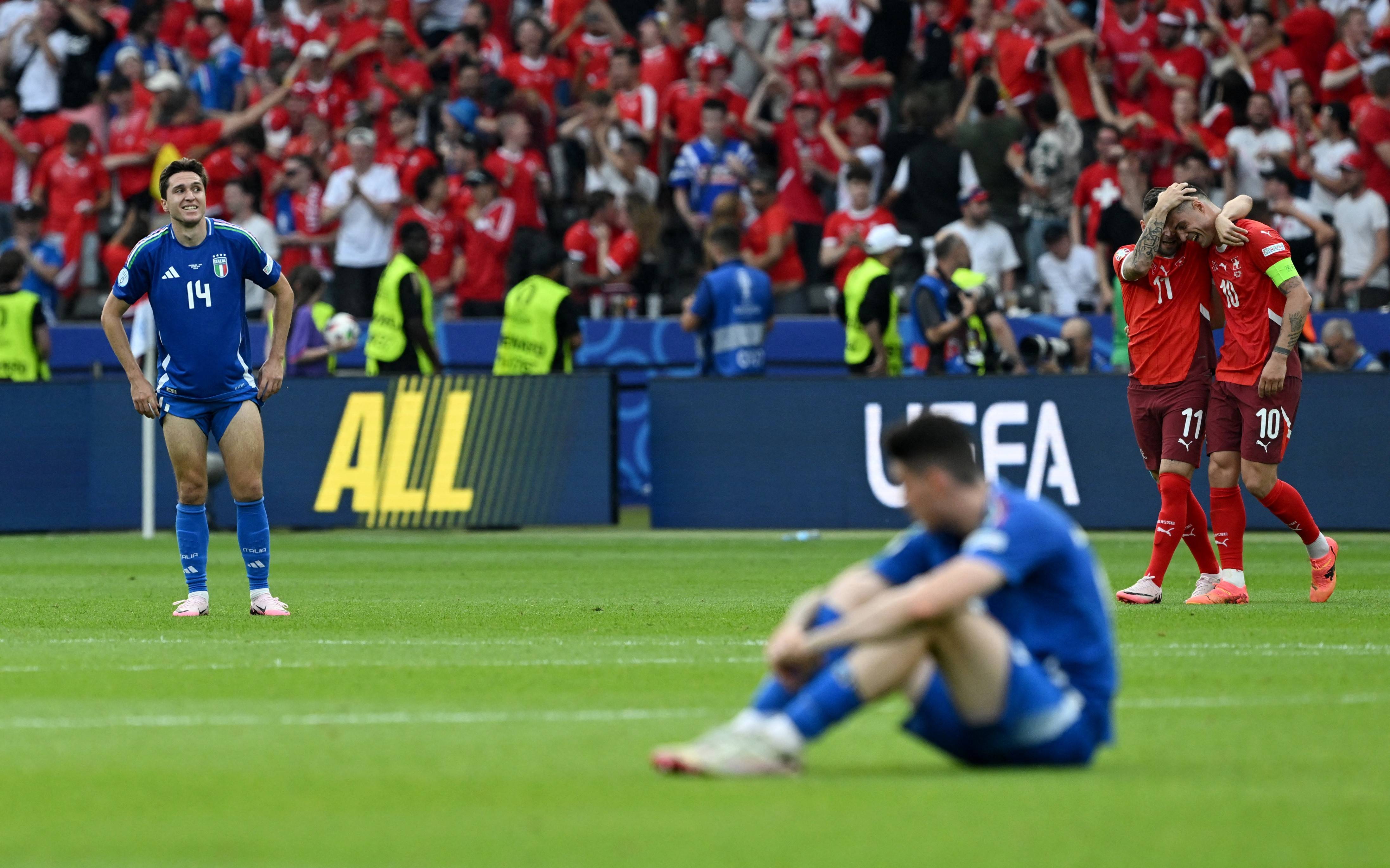 欧预赛:瑞典队取得胜利,成功晋级 欧预赛:瑞典队取得胜利,成功晋级