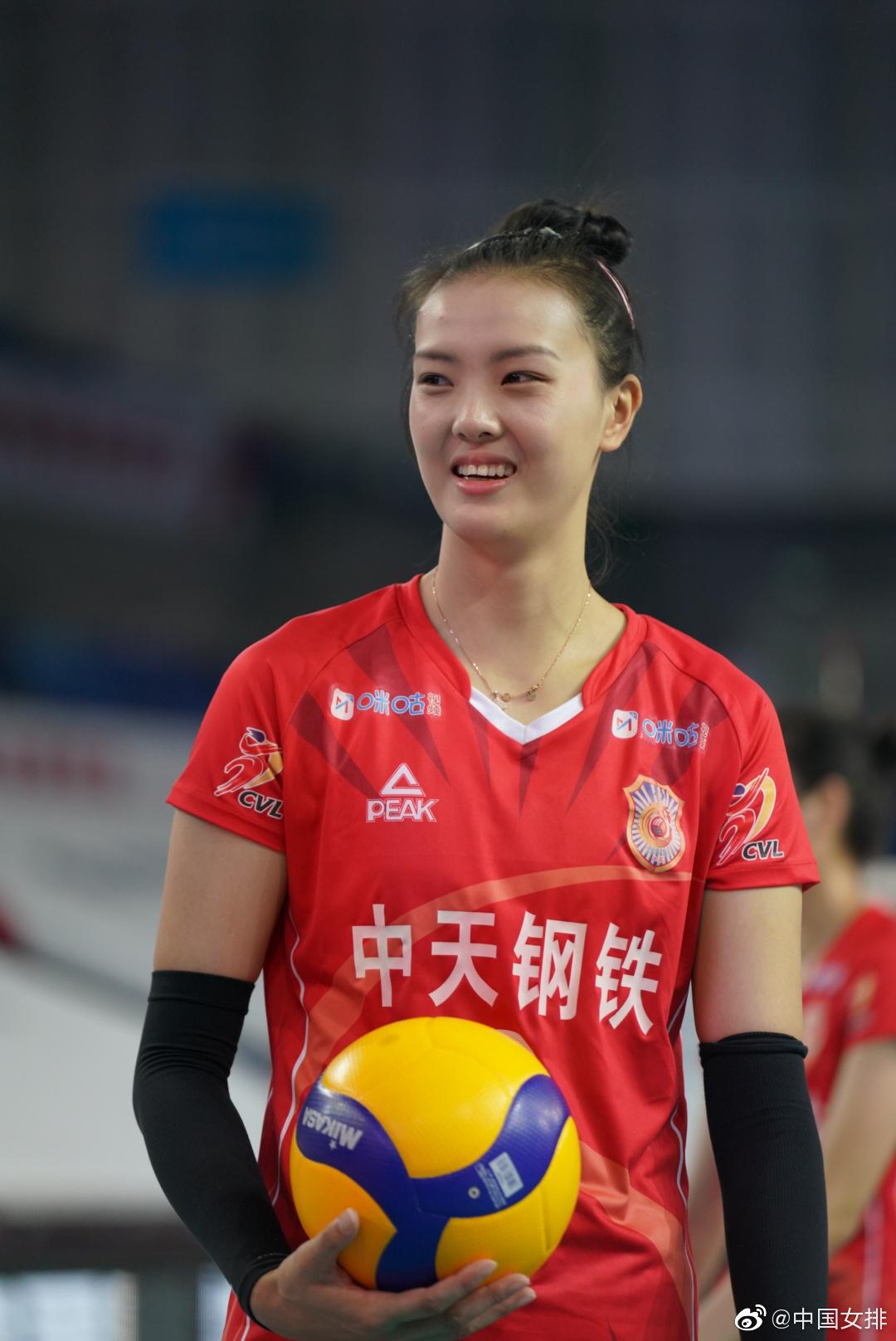 包含连胜势头难挡！排球豪取十连胜的词条