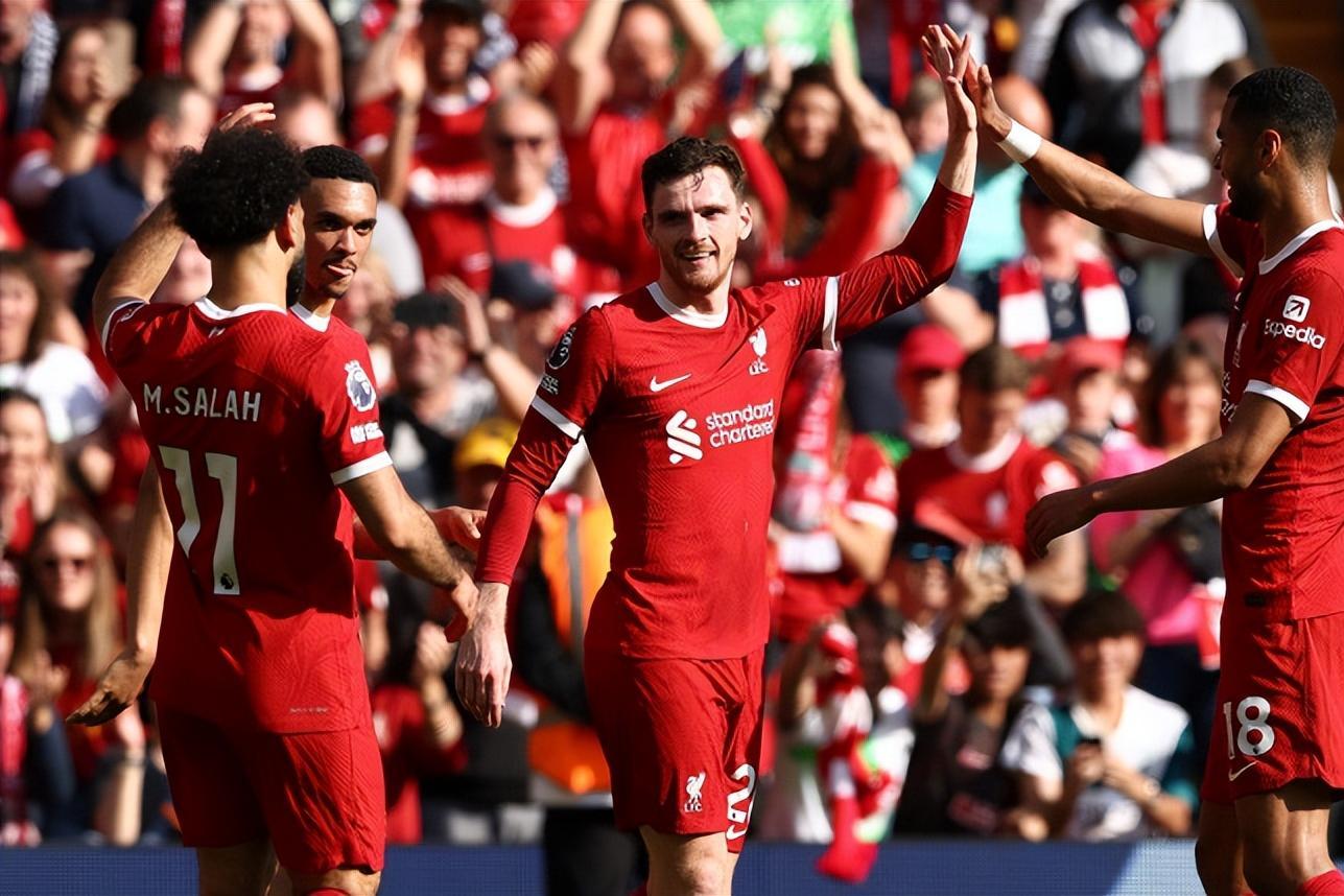 利物浦球员在德甲联赛大放异彩，备受球迷关注