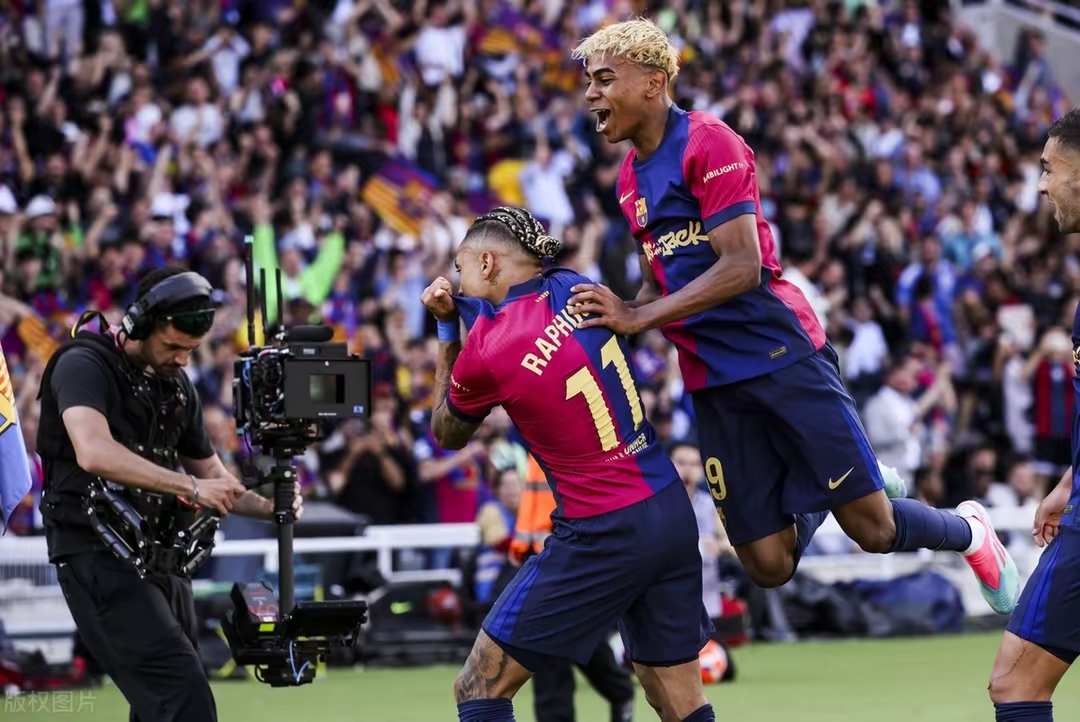 巴黎横扫奥地利，拉什福德带队取胜