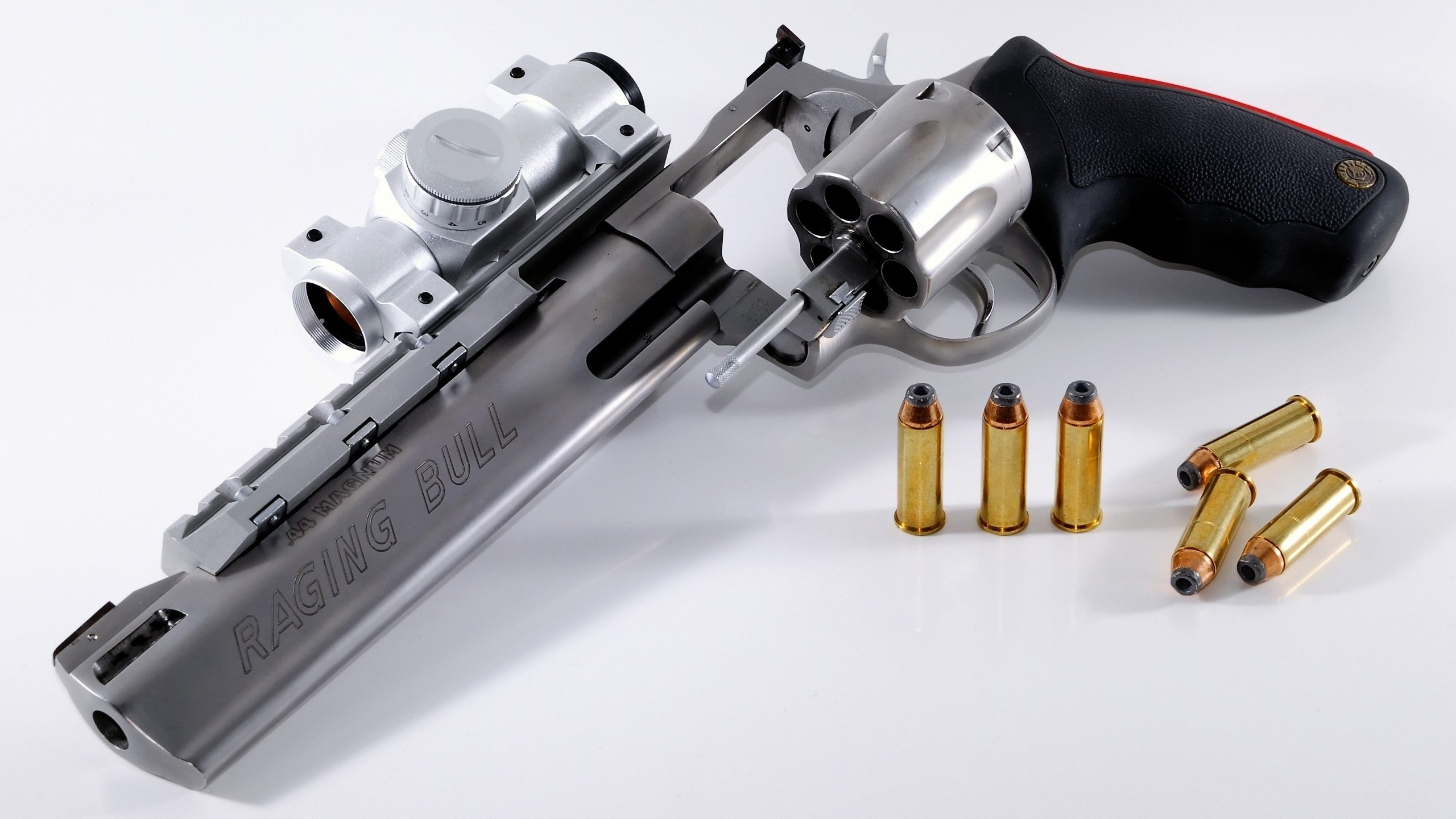 羽翼初丰，卡马文加在灰烬中展翅的季后赛之夜