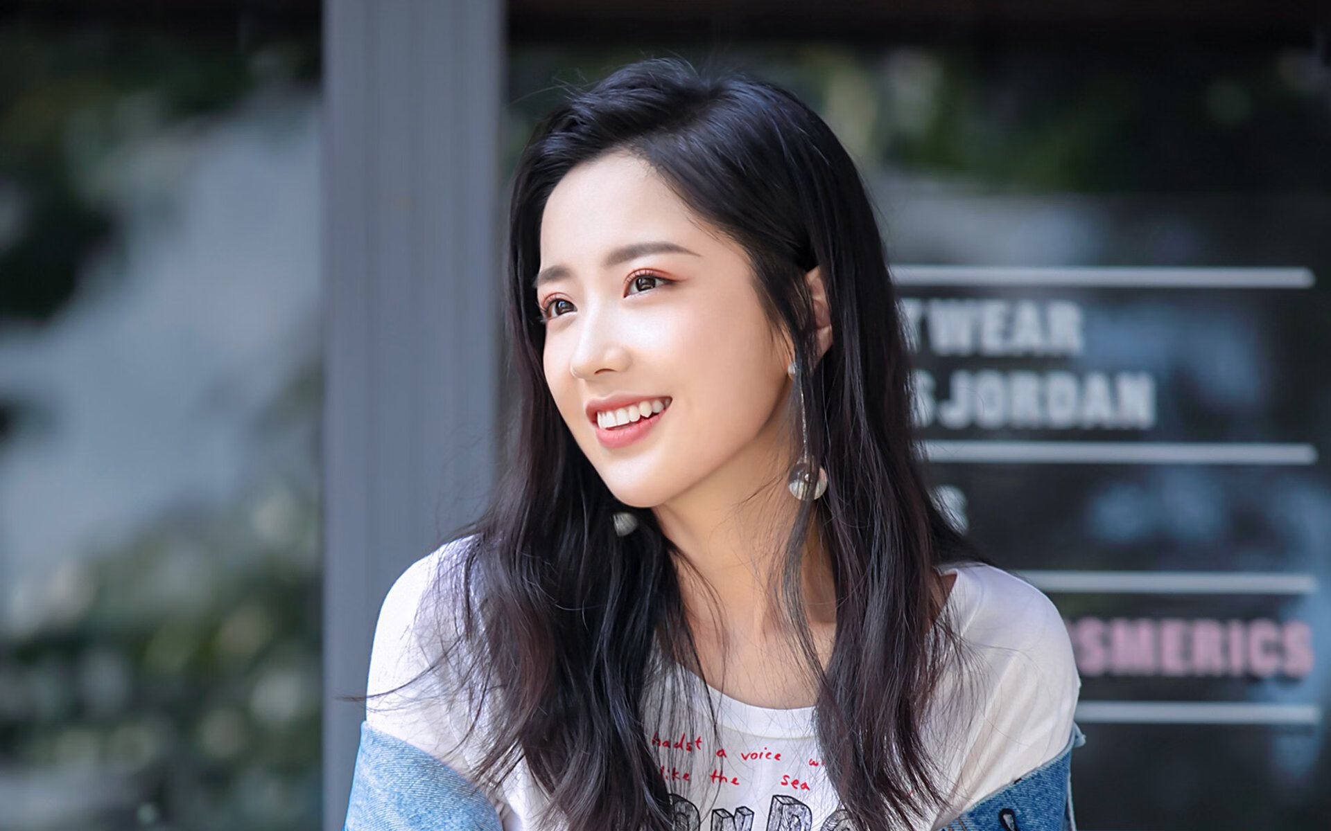 当童话遭遇冰暴，2026世界杯G组，芬兰碾压比利时，加维的孤星闪耀成唯一的光